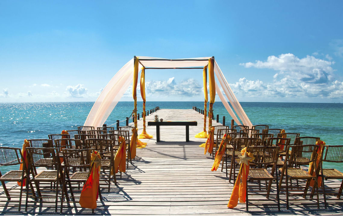 BlueBay Grand Esmeralda Blue Diamond Luxury Boutique Hotel