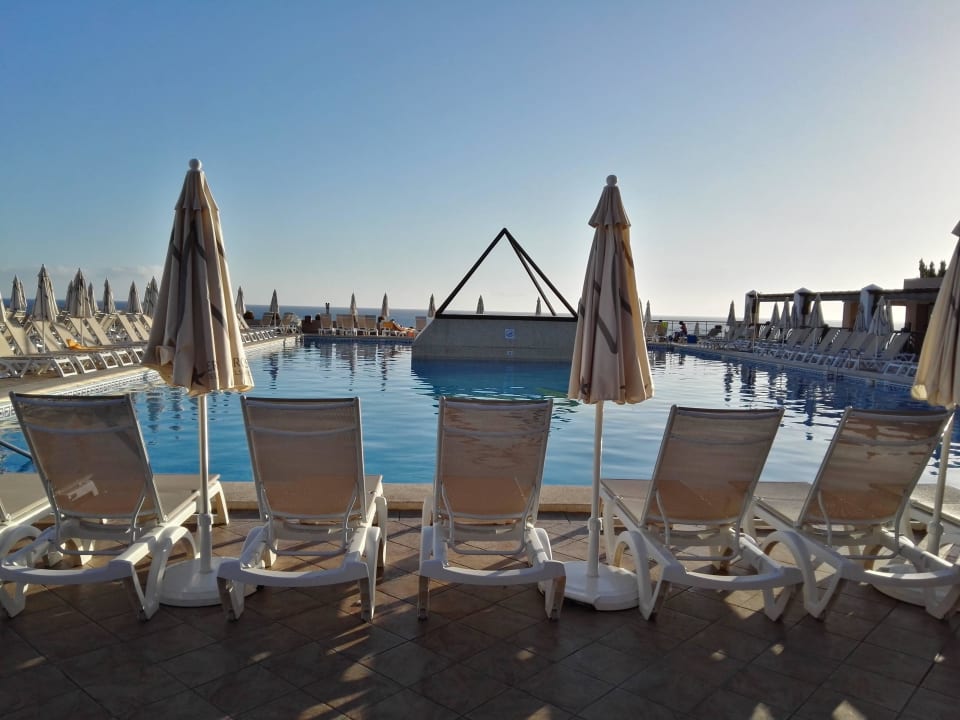 Großer Pool Iberostar Waves Bouganville Playa