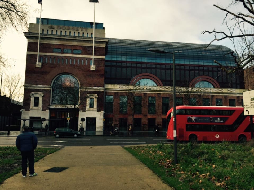 View from park  Hotel Dorsett Shepherd's Bush