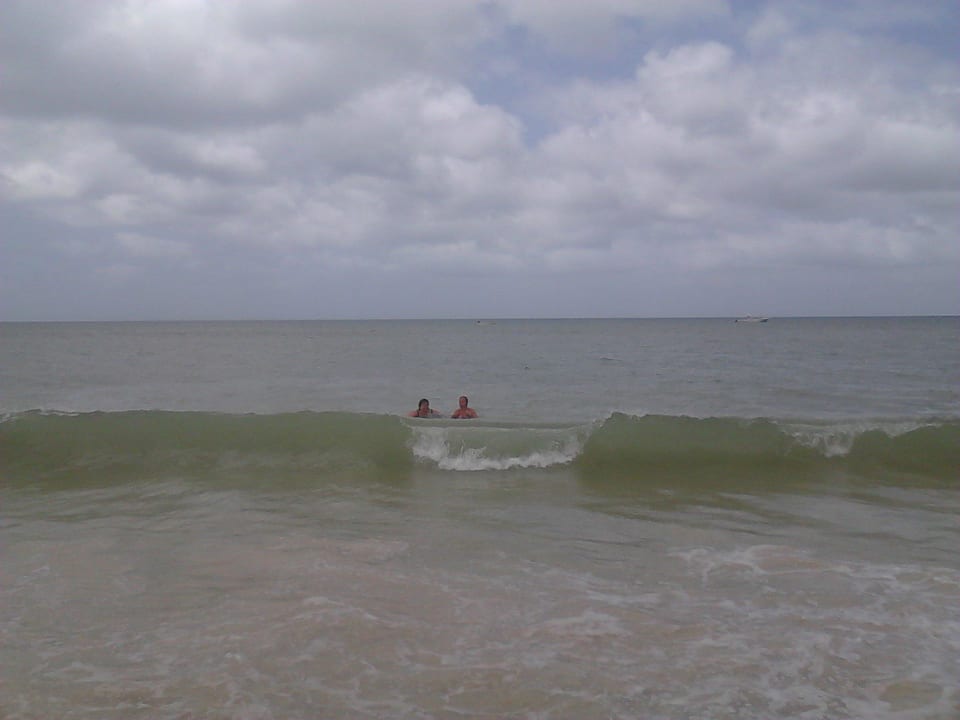 Viel Strand, viel Wellen! Hotel Riu Karamboa
