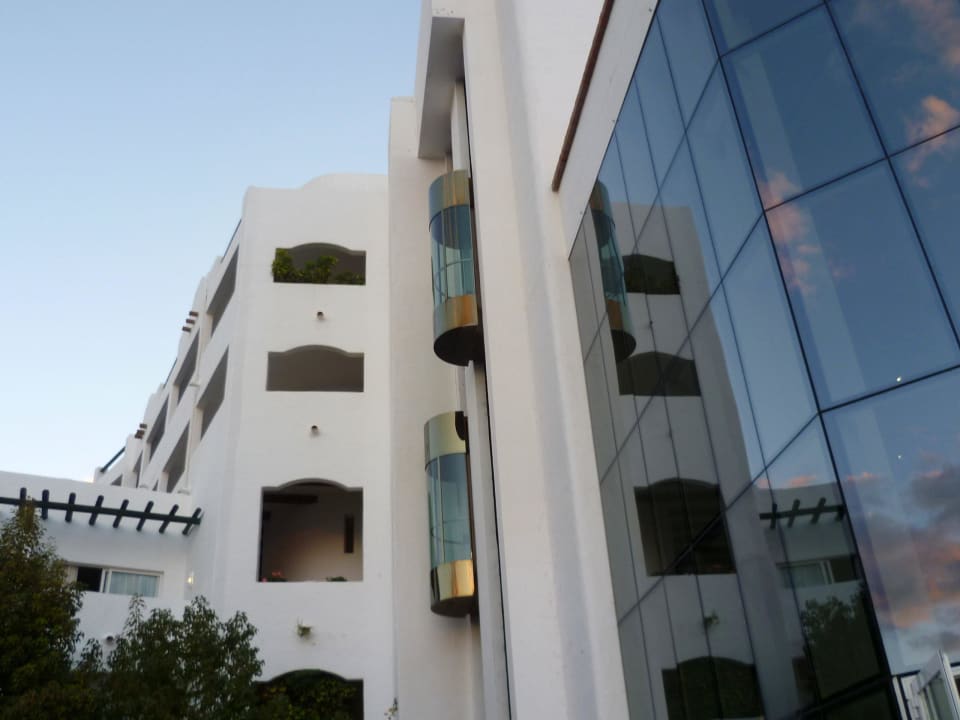 Fahstühle  H10 Timanfaya Palace - Adults only