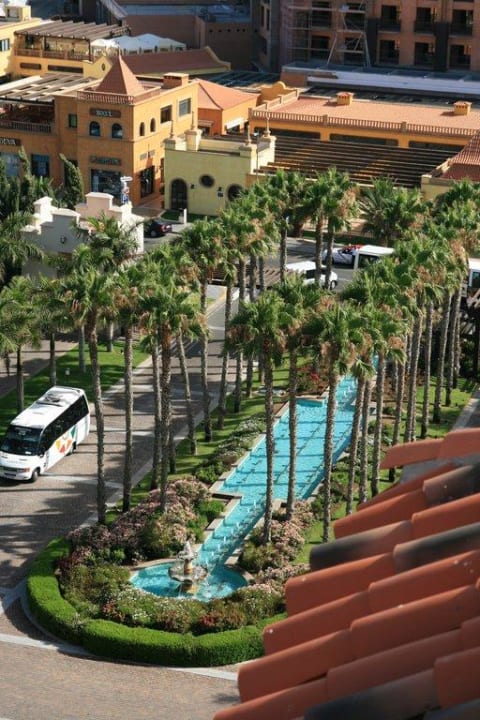 Blick vom Dach auf die Hoteleinfahrt Lopesan Costa Meloneras, Resort & Spa