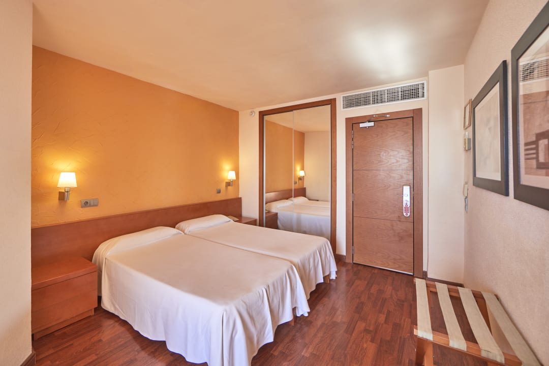 Zimmer MLL Blue Bay Hotel