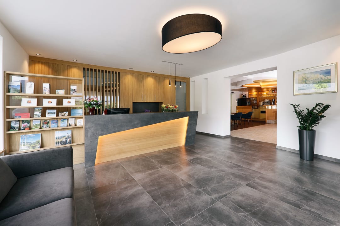 Lobby Hotel Garni - Appartements Feldhof