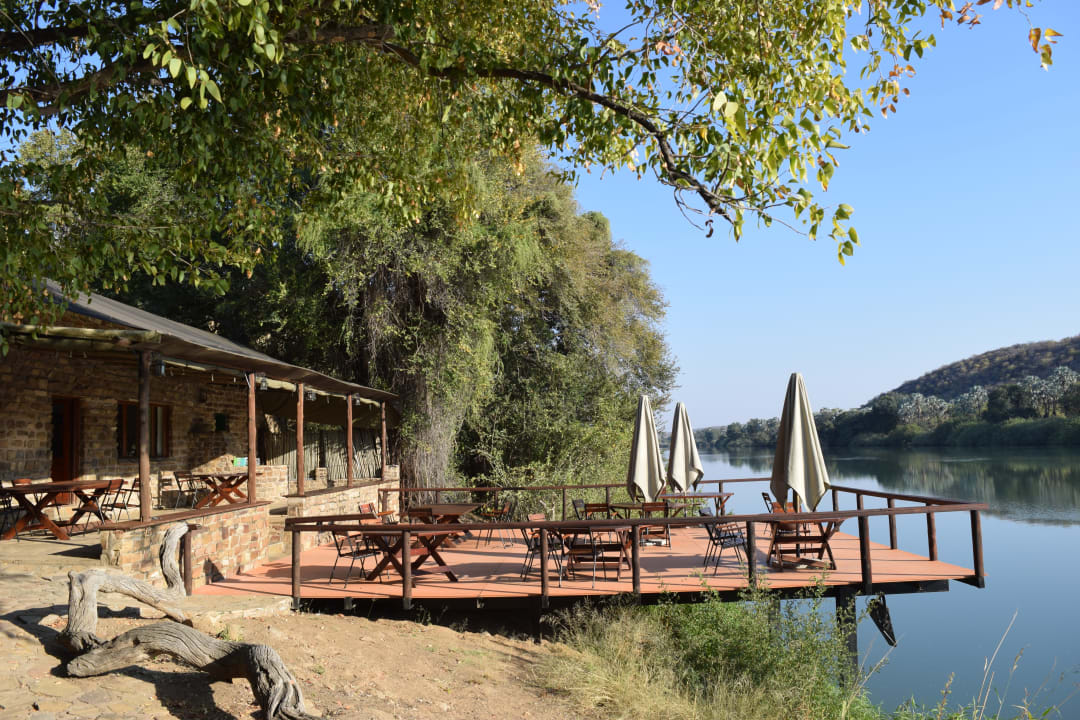 Außenansicht Kunene River Lodge