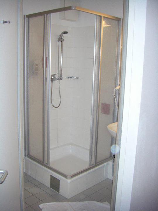 Bad Premier Inn Wien City Hauptbahnhof