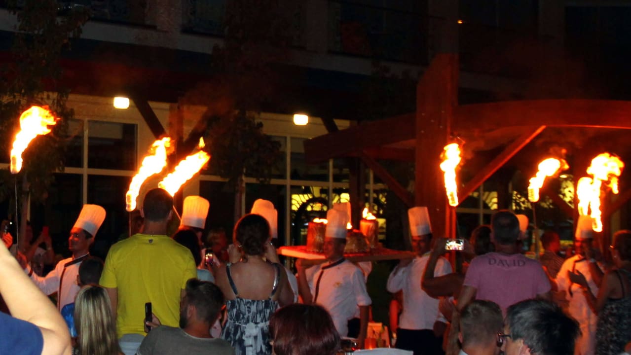 Galaabend Mary Hotel Side