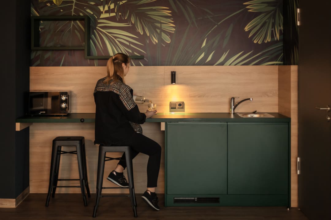 Zimmer Holiday Inn - the niu, Crusoe Bremen Airport