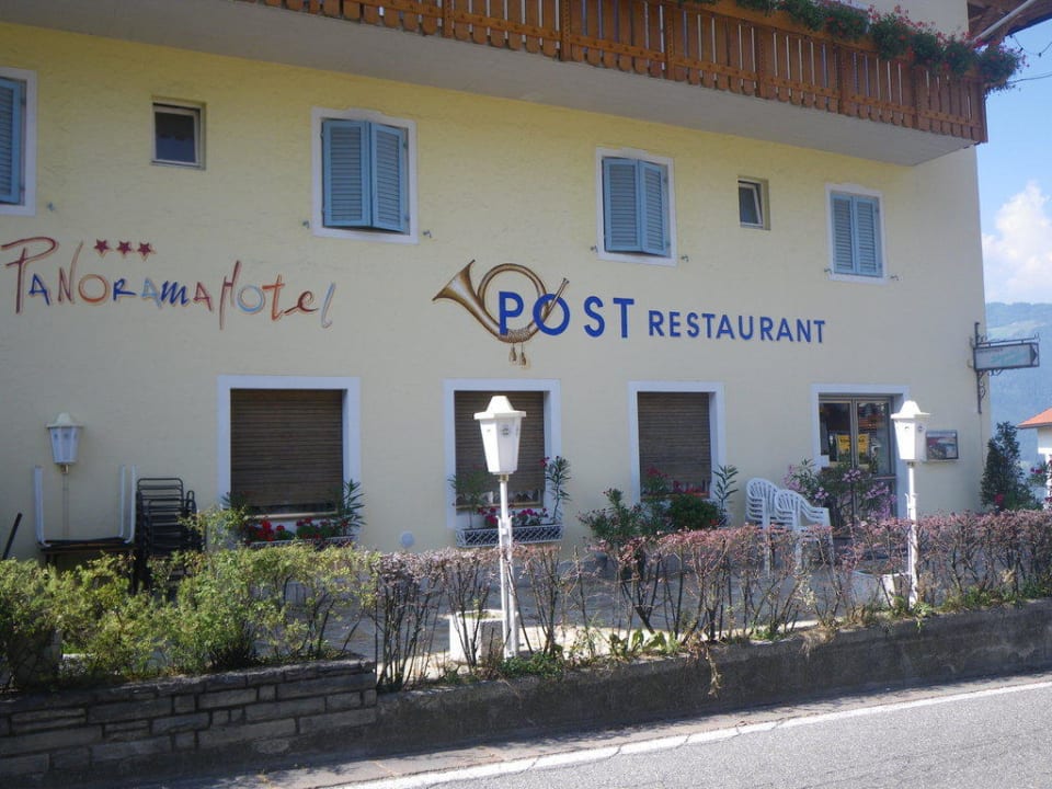 Außenansicht Hauptgebäude Panoramahotel Post