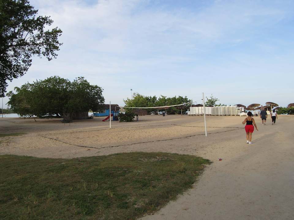 Beachvolleyballfeld Hotel Playa Pesquero