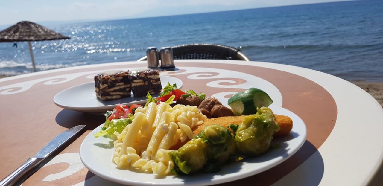 Gastro Dogan Paradise Beach