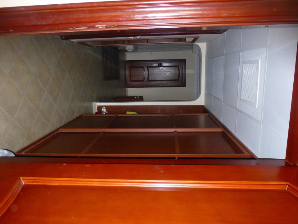 Gang vom Schlafzimmer Richtung Kinderzimmer Hotel Titanic Palace