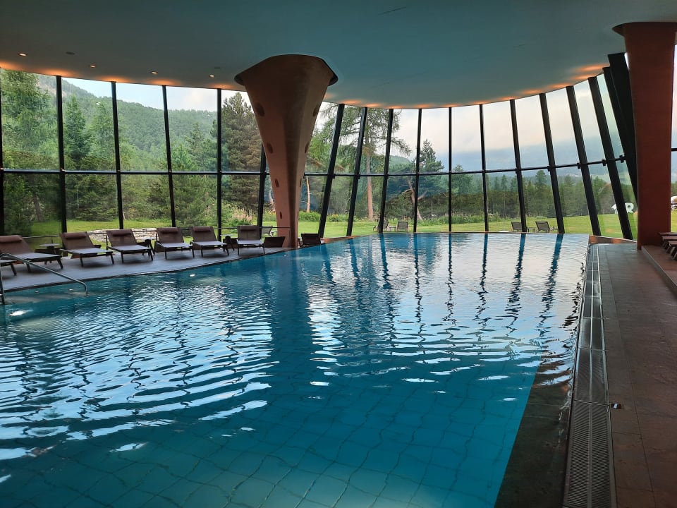 Pool Grand Hotel Kronenhof Pontresina