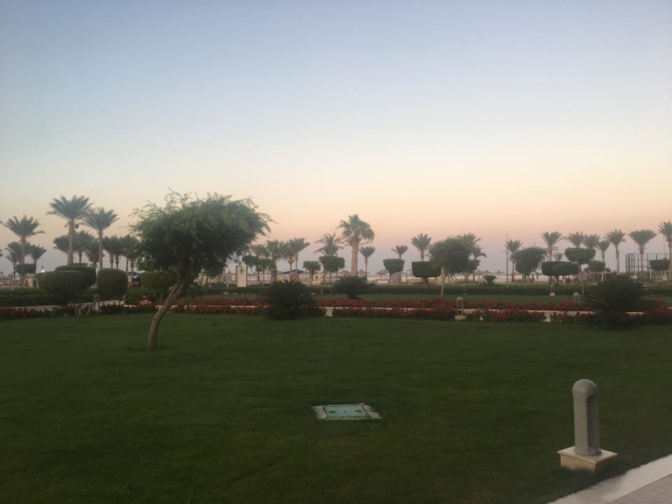 Gartenanlage Pickalbatros Royal Moderna Resort-Sharm El Sheikh