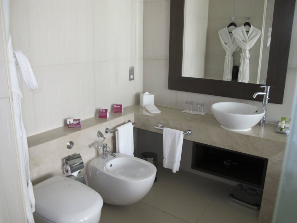 Bad Crowne Plaza Hotel Yas Island