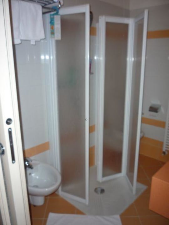 Bad von Zimmer 301 Hotel Villa Angelina