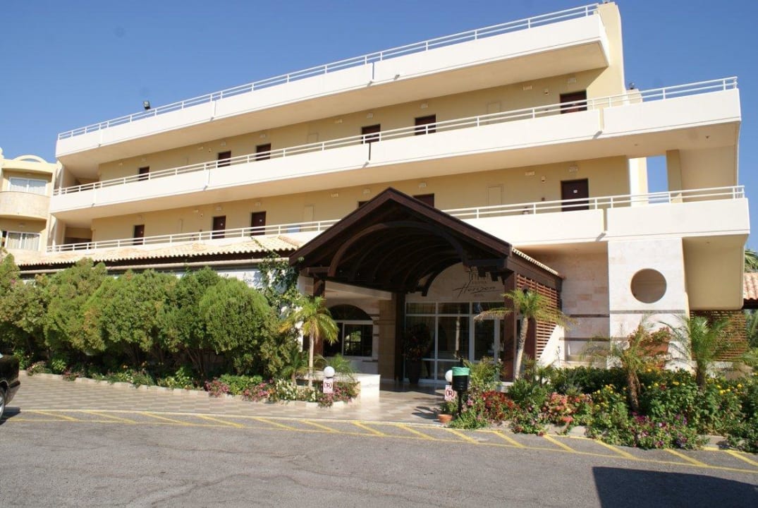 Wejście do hotelu Hotel Kalithea Horizon Royal