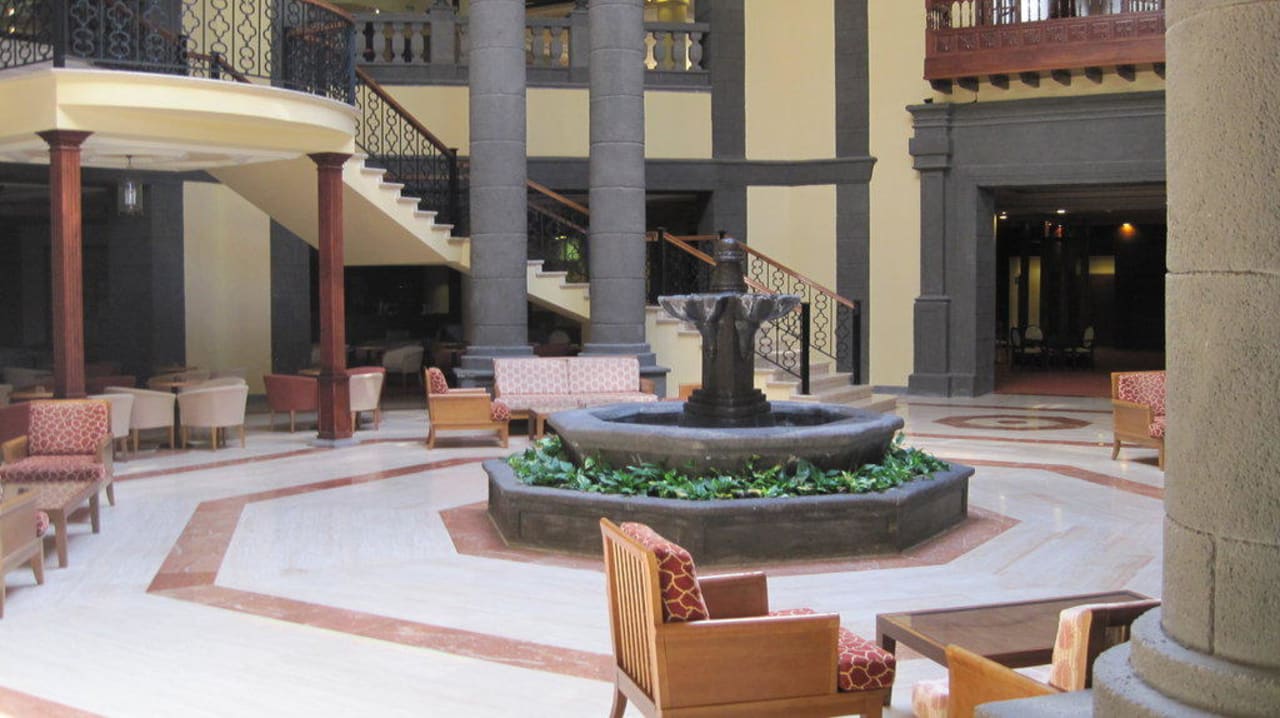 Zentrum des Hauptgebäudes Gran Tacande Wellness & Relax Costa Adeje