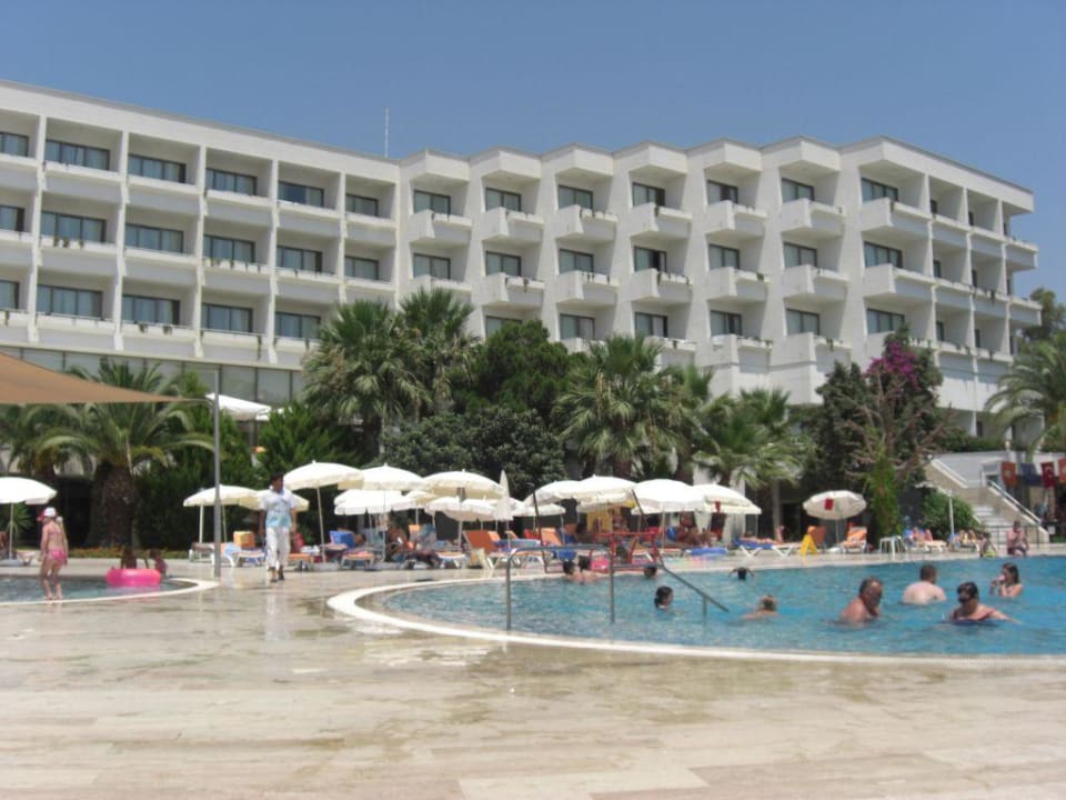 Hotel von der Poolseite Asteria Collection Side