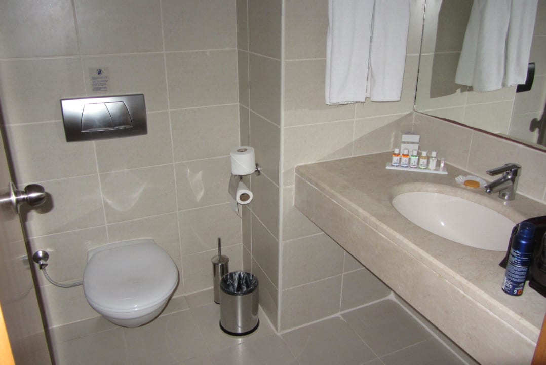 Bad Hotel Miracle Resort