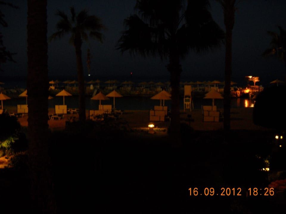 Nachtansicht des Strandes SUNRISE Holidays Resort (Adults Only)