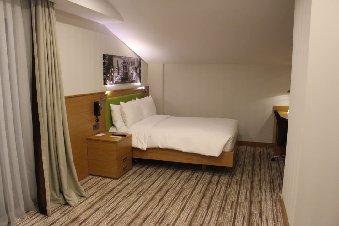 Zimmer Hampton by Hilton Istanbul Atakoy