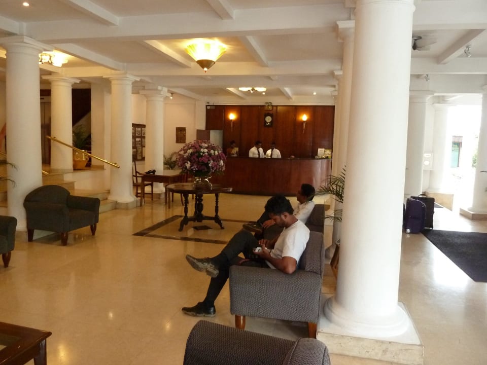 Netter Eingangsbereich Hotel Suisse