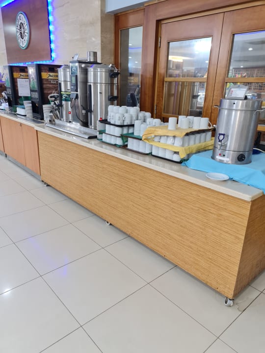 Gastro Side Breeze Hotel