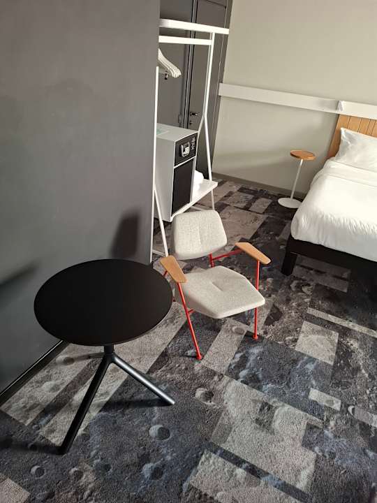 Zimmer ibis Lviv Center
