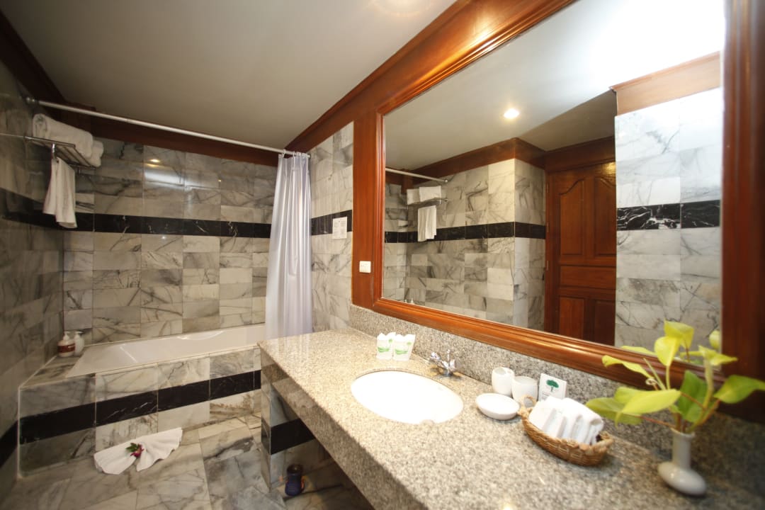 Zimmer The Fair House Beach Resort