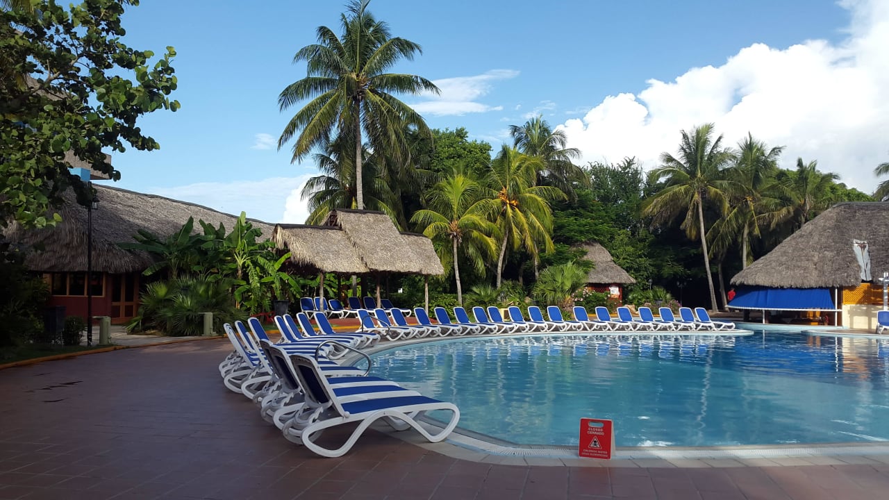 Pool Hotel Tuxpan Varadero