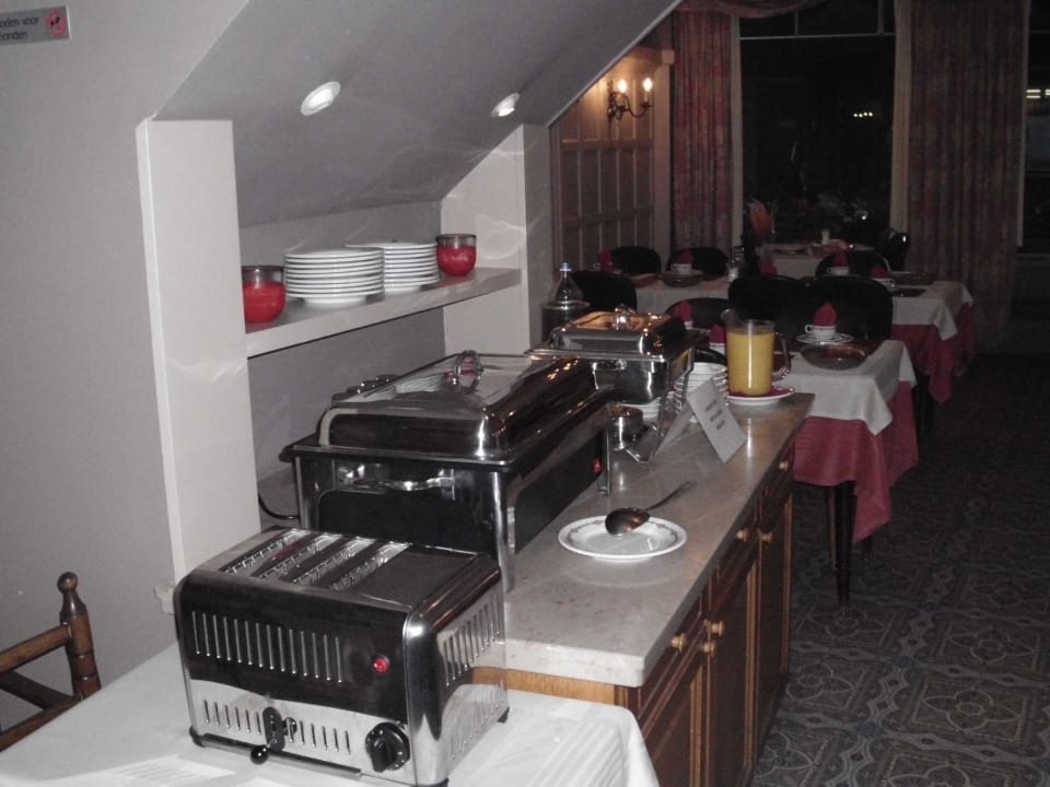 Frühstücksbuffet Hotel Du Commerce
