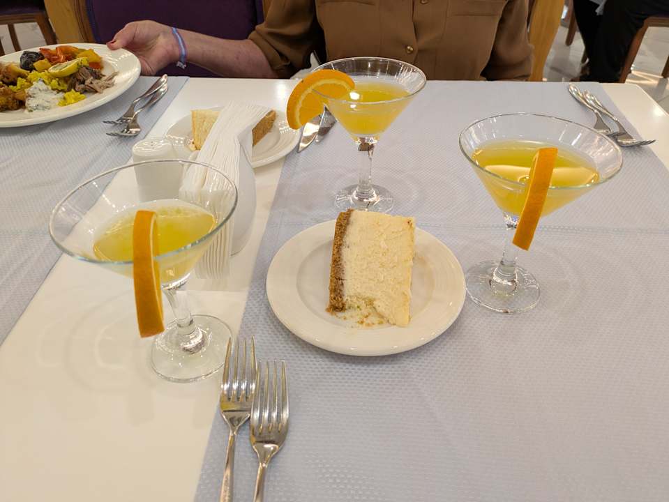 Gastro Dream World Palace Hotel