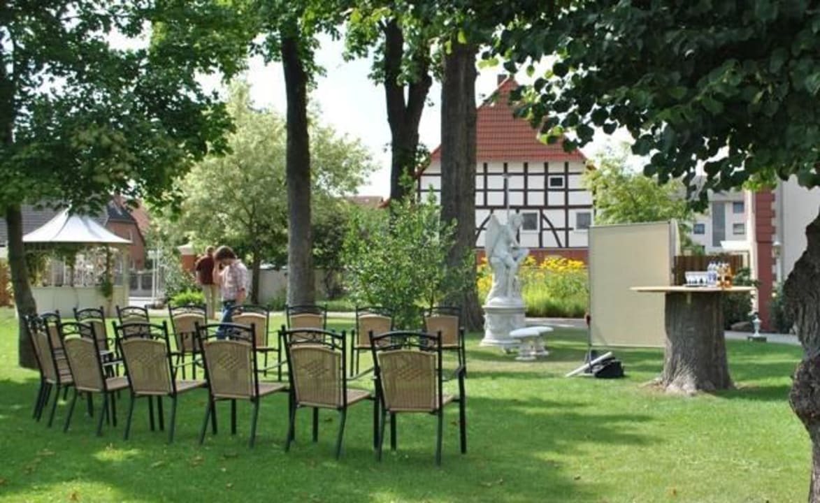 Tagen im hoteleigenen Park Parkhotel Bilm im Glück