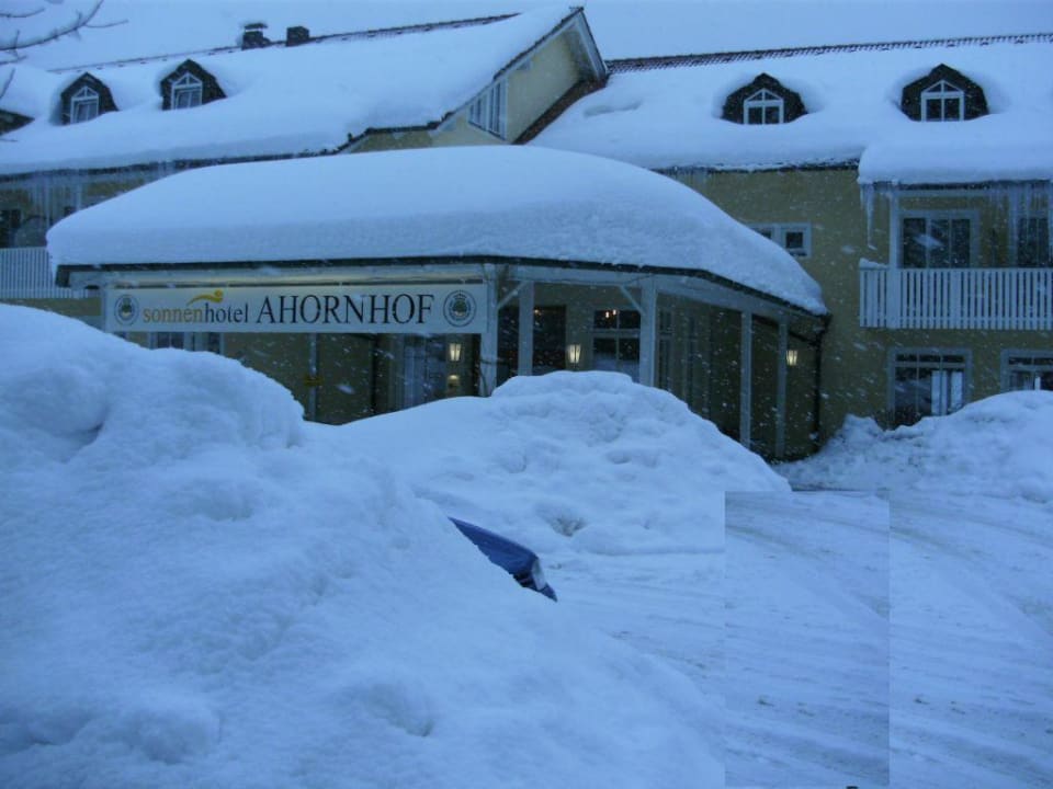 Eingangsbereich von außen Hotel Ahornhof