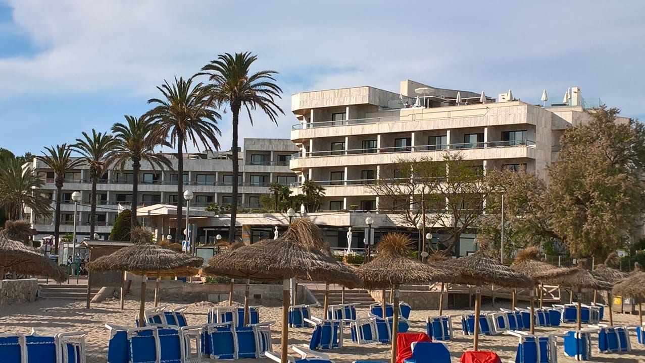 Außenansicht Hotel Serrano Palace