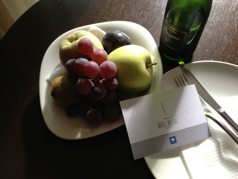 Frisches Obst auf dem Zimmer Hotel Kristal Palace - TonelliHotels