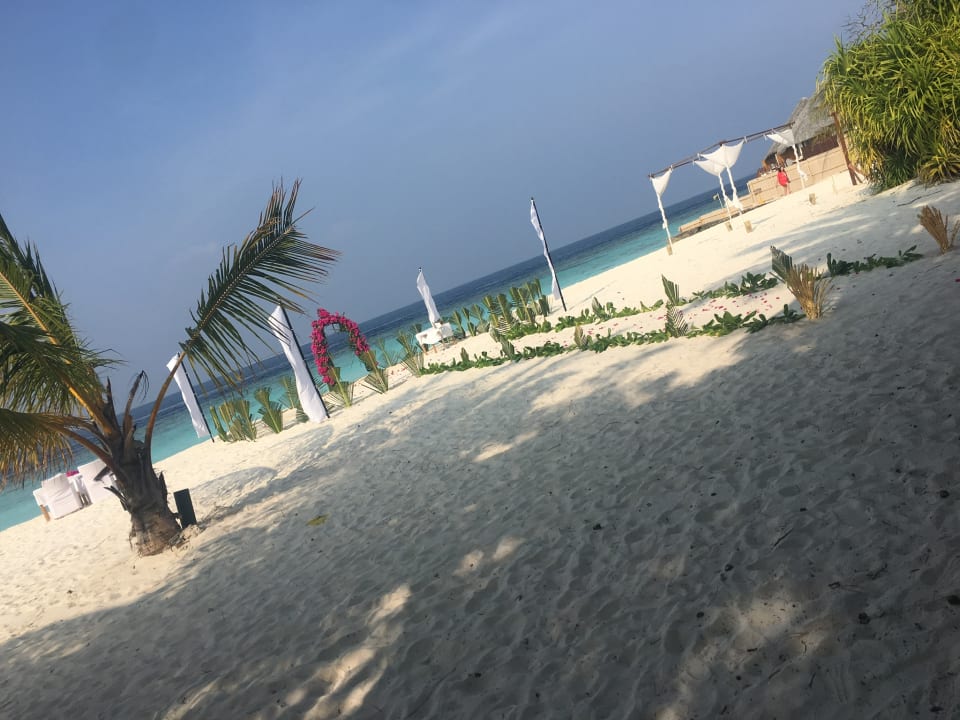 Strand Adaaran Select Meedhupparu Island Resort - Premium All Inclusive
