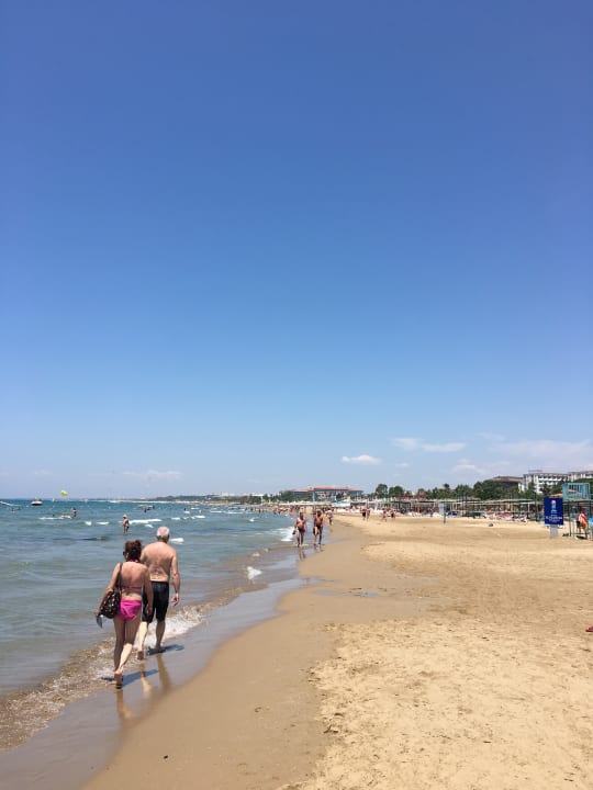 Strand Iz Flower Side Beach Hotel
