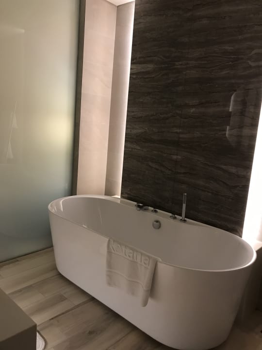 Zimmer Al Bandar Rotana - Creek