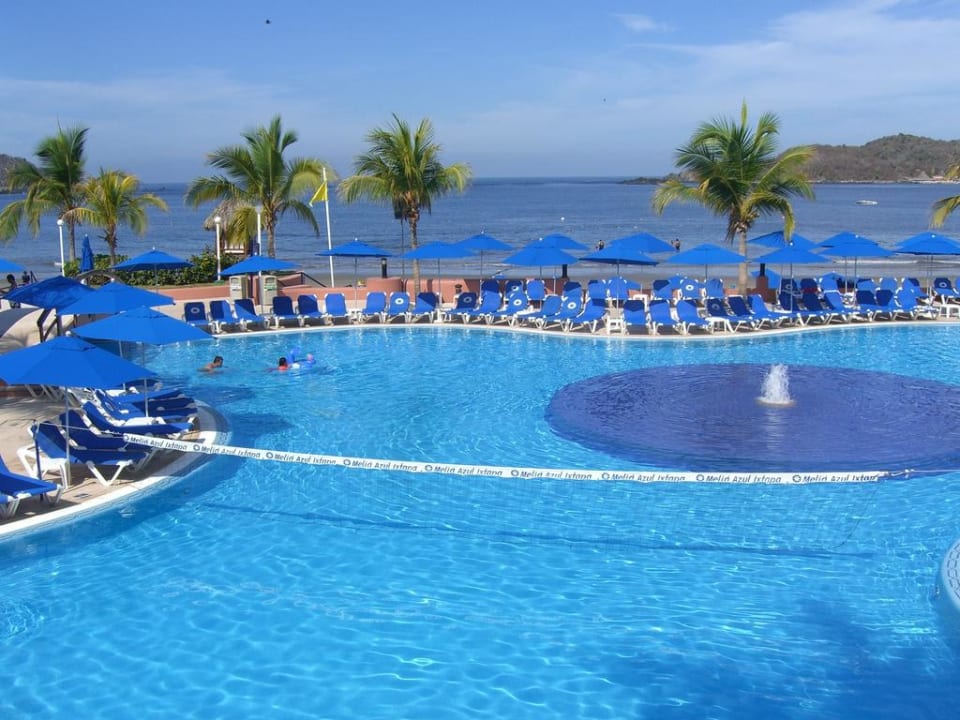Poollanschaft Azul Ixtapa Beach Resort & Convention Center