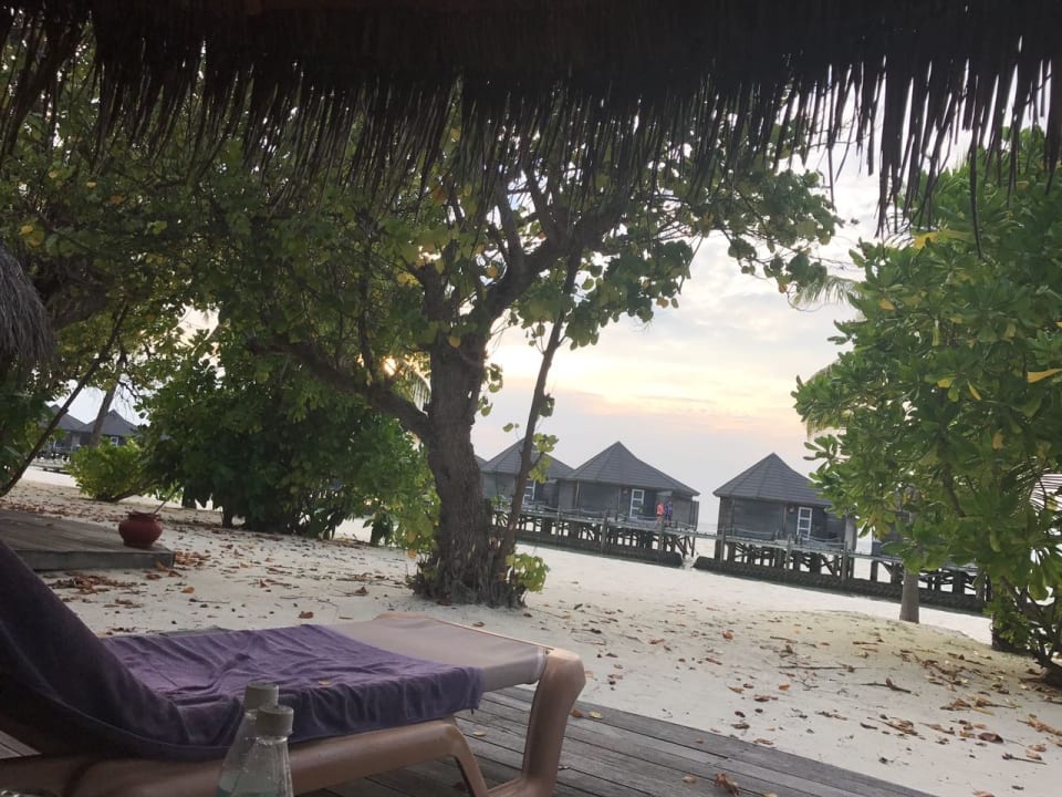 Strand Kuredu Island Resort & Spa