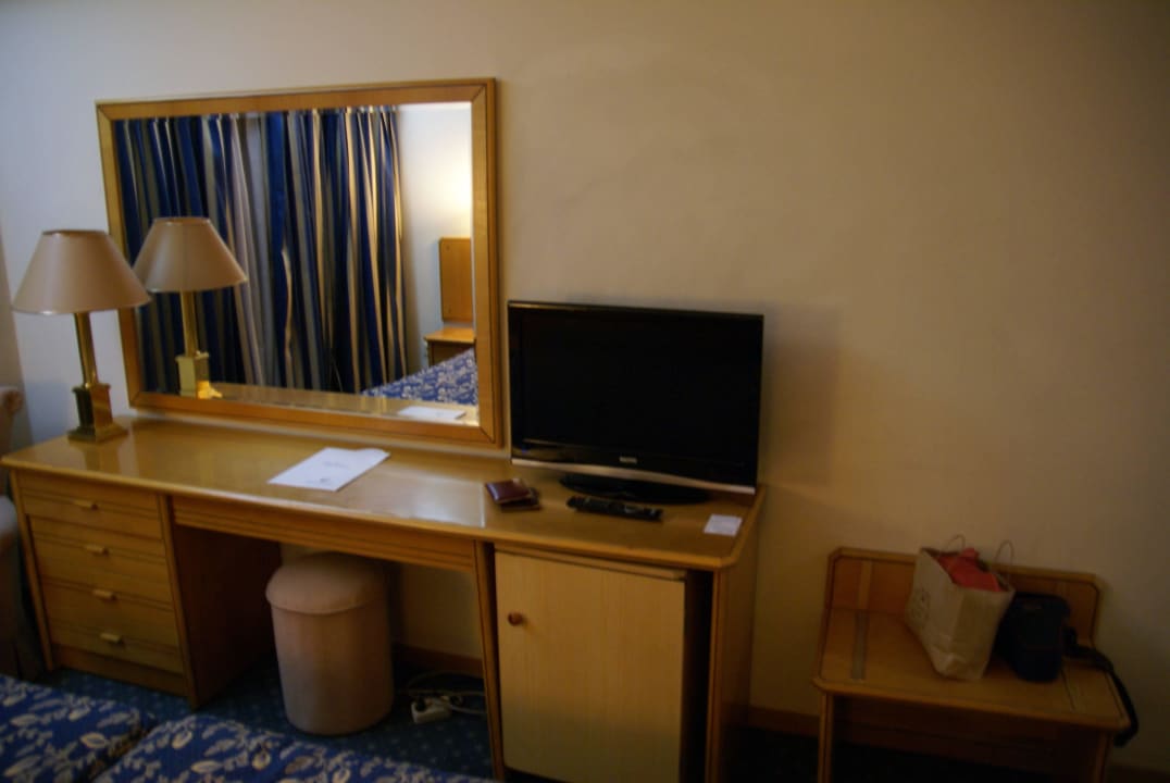 Zimmer 4 VIP Executive Art's Hotel