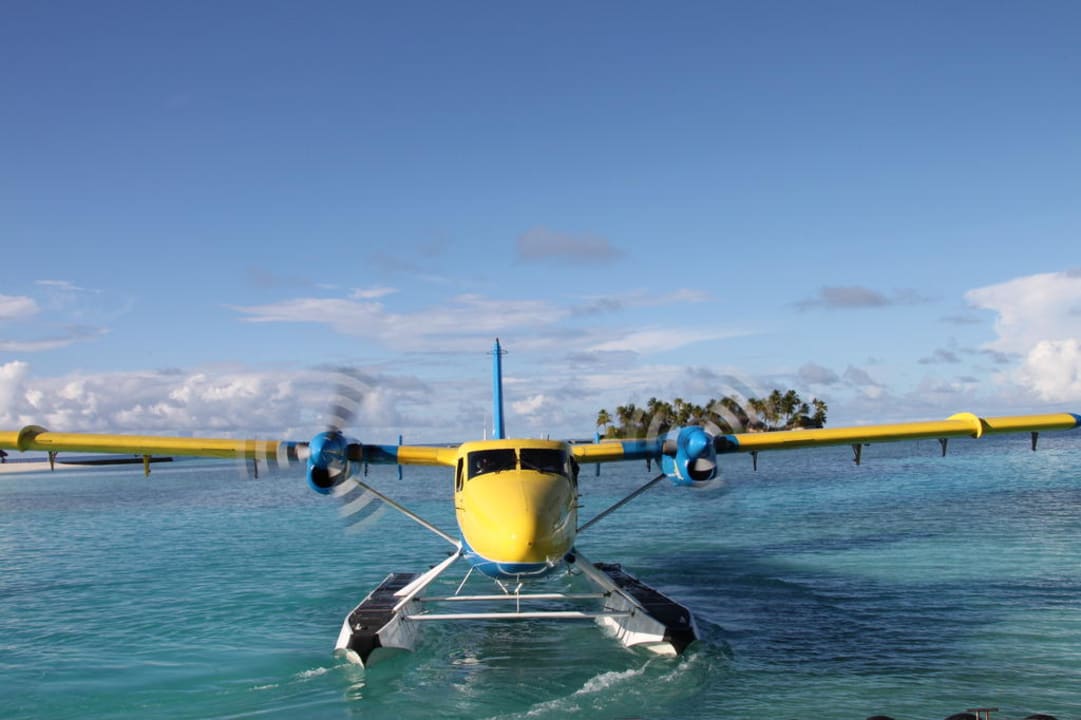 Wasserflugzeug Veligandu Maldives Resort Island