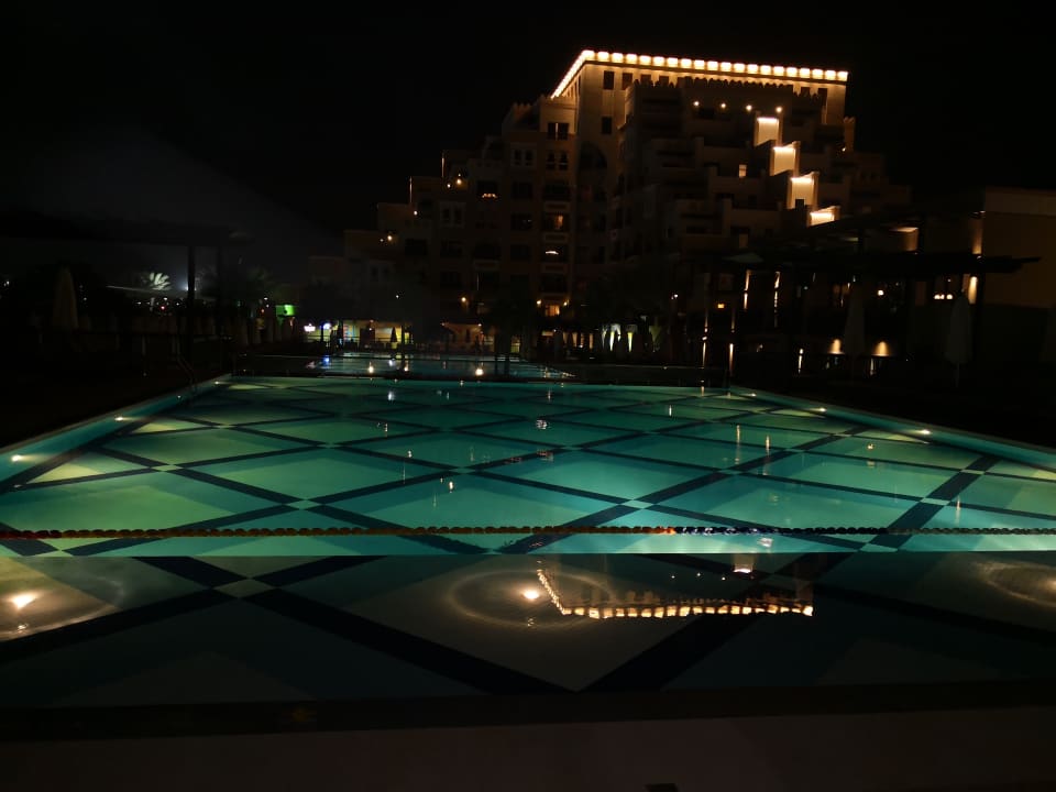 Außenansicht Rixos Bab Al Bahr