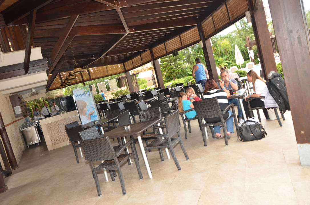 Poolbar Seamelia Beach Resort