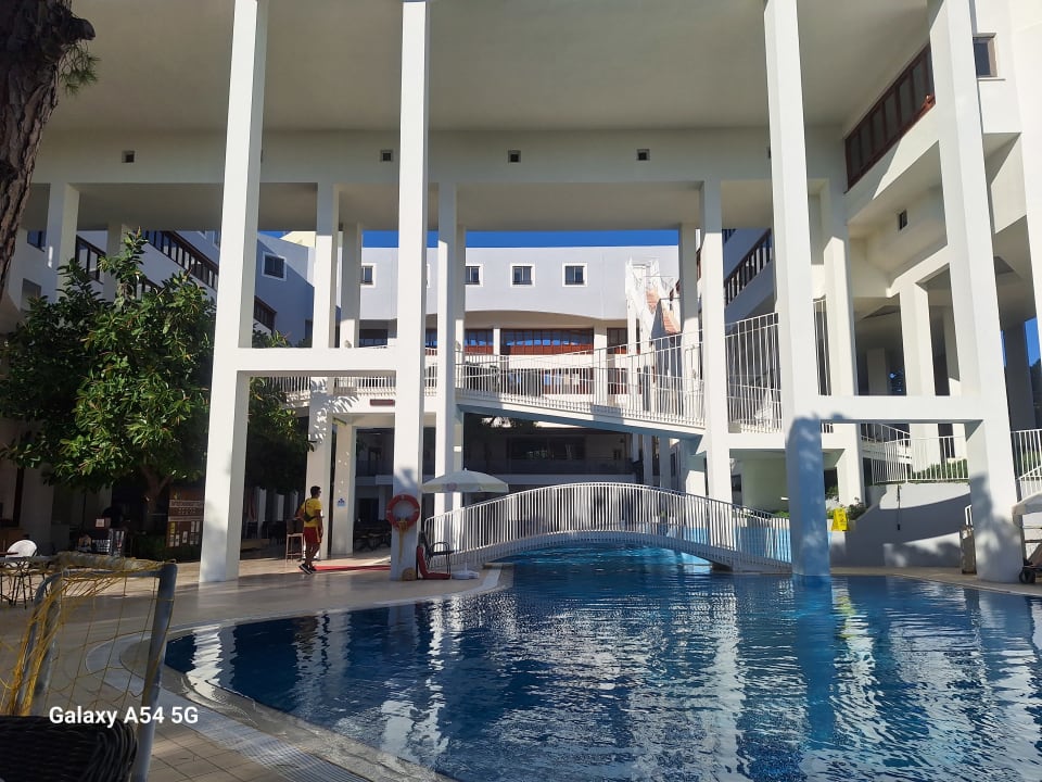 Pool Asteria Collection Side