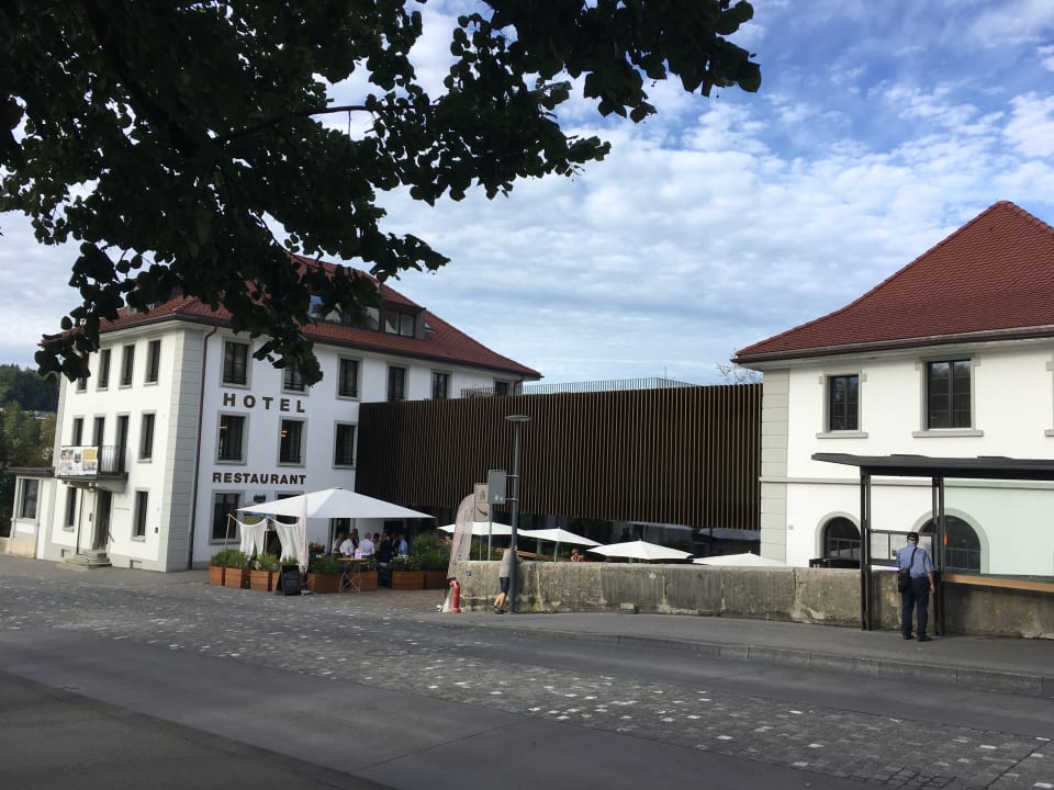 Außenansicht Hotel Kettenbrücke