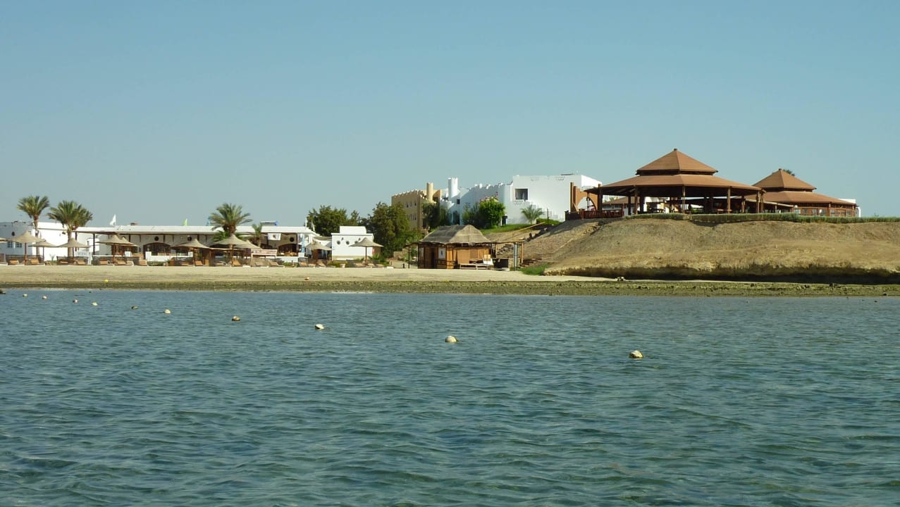 Tauchbasis und Panorama-Bar Three Corners Equinox Beach Resort