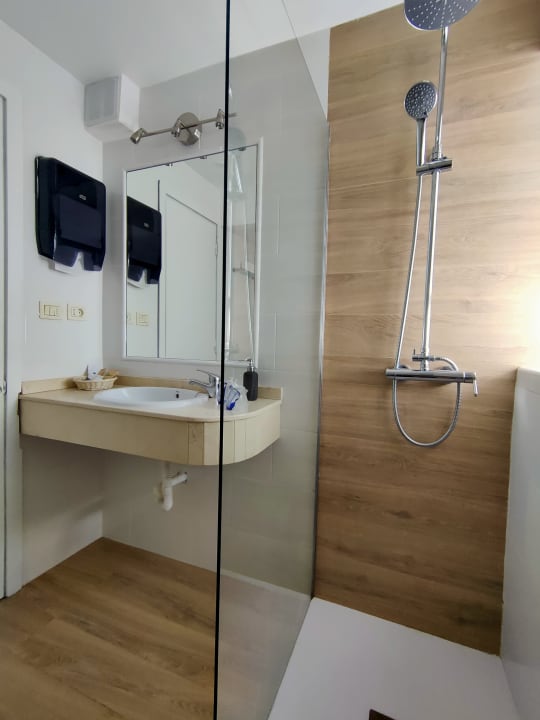 Zimmer Apartamentos El Paseo